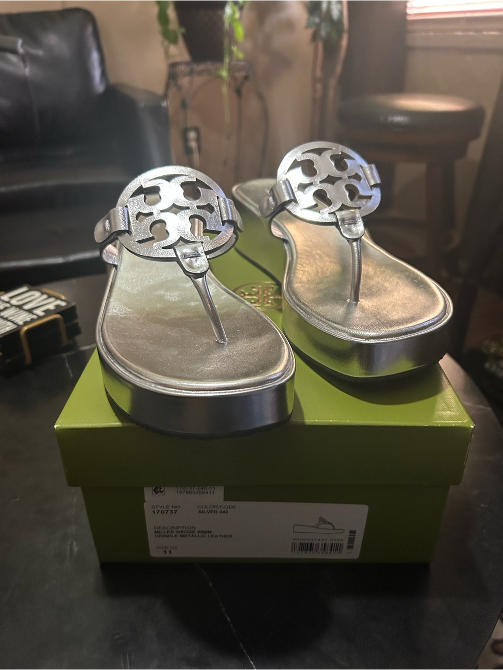 Tory Burch Women’s Miller Metallic Thong Leather 25mm Wedge Sandal - Never Worn - Picture 3 of 7